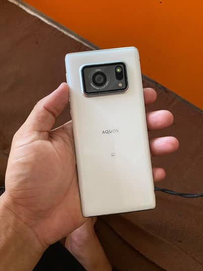 Aquos r6 12gb 128gb Snapdragon 8gen