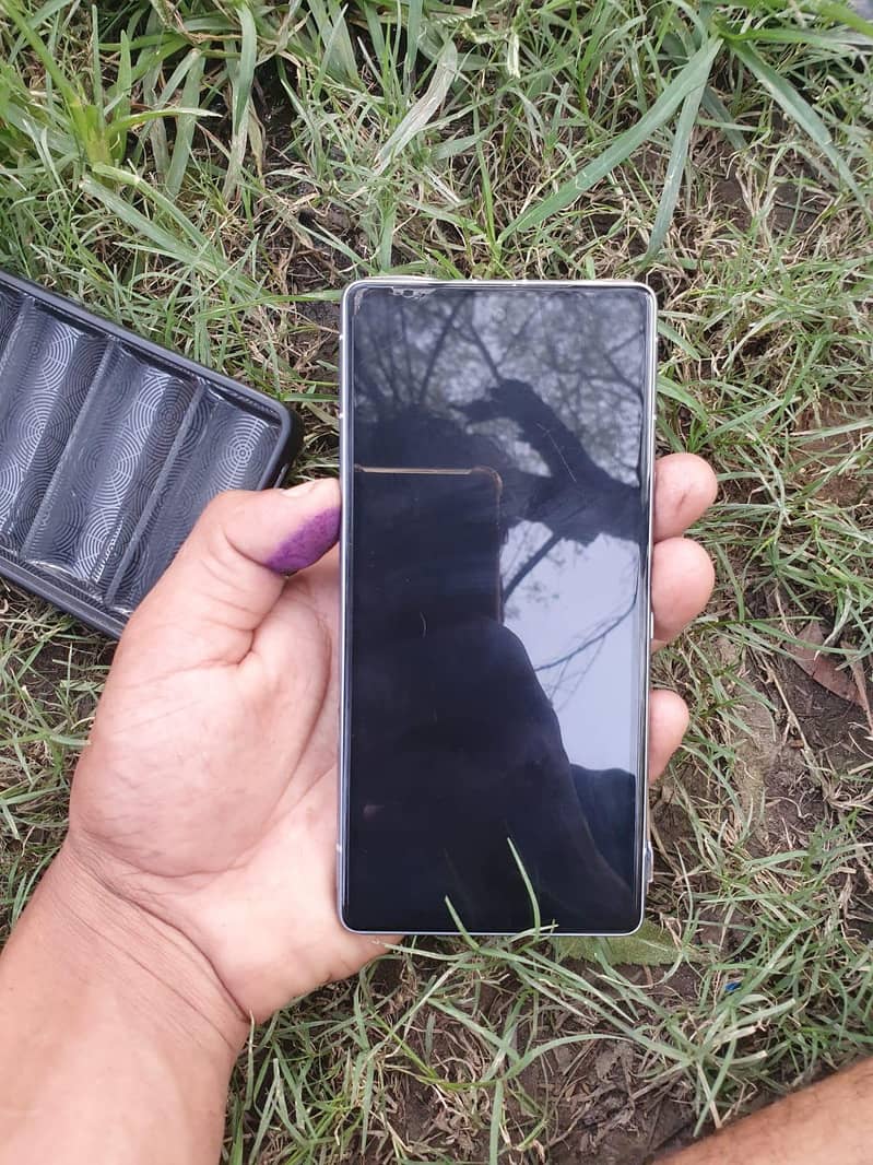 Google Pixel 7a 5