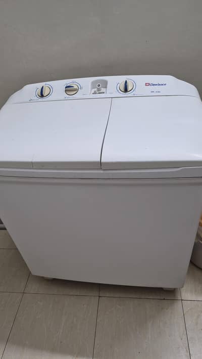 Dawlance DW-5200 Washing Machine 5KG – Excellent Condition