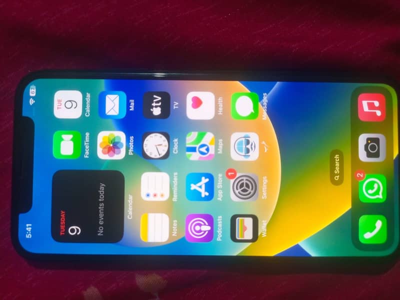 Apple iPhone X 4