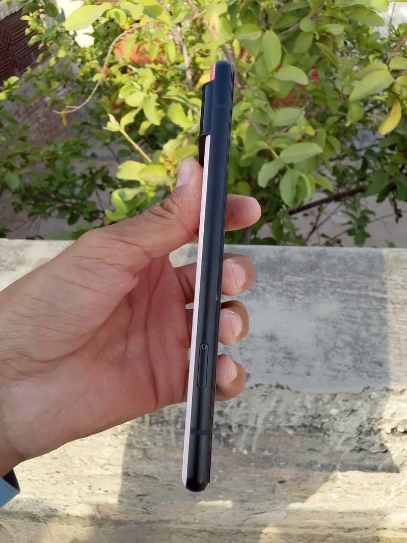 Mobile 4