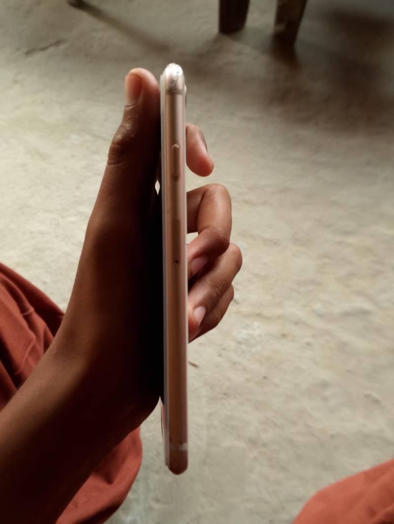 iphone 8 4
