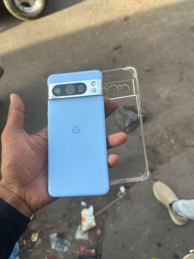 Google Pixel 8 Pro