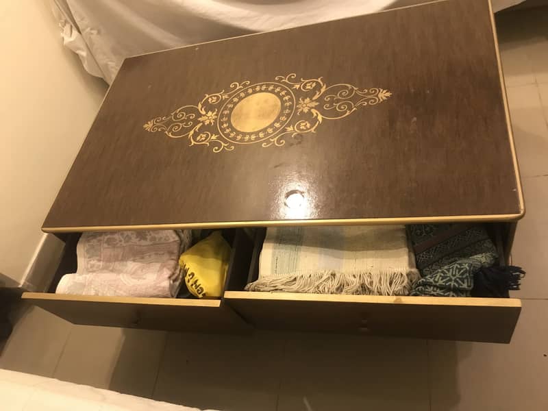 Interwood coffee table 2