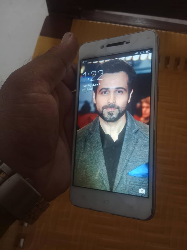OPPO A37 1