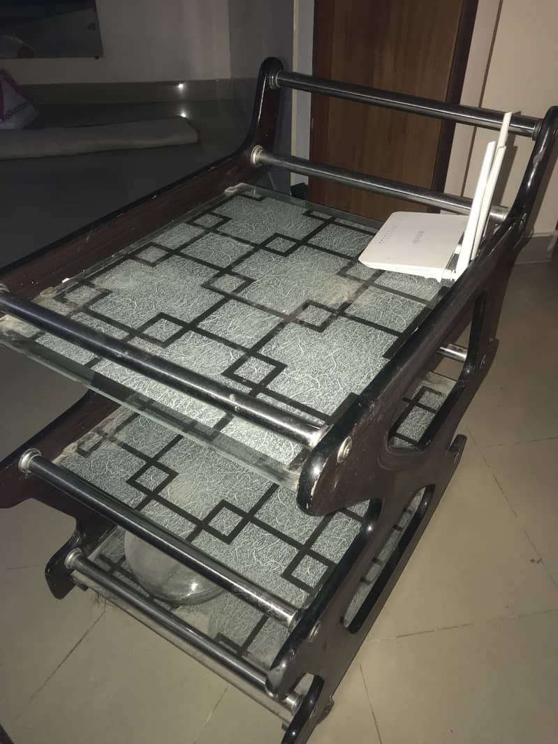 Tea trolley 0