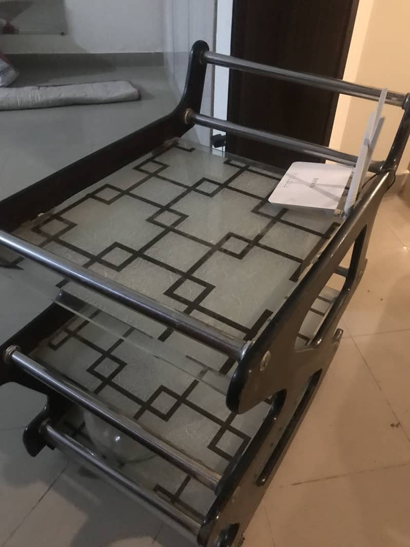 Tea trolley 1