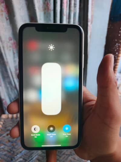 Apple iPhone XR