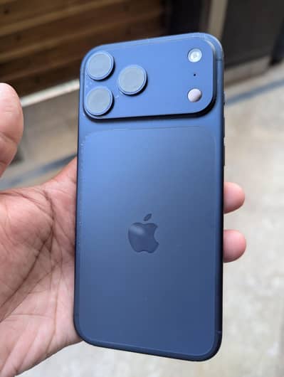 iPhone 17 Pro Max jv