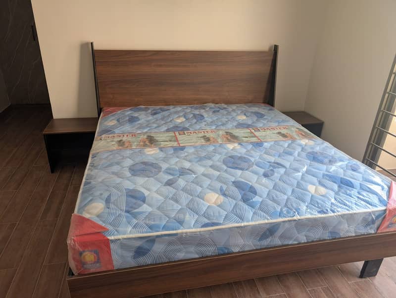 Bed with Side Table 0