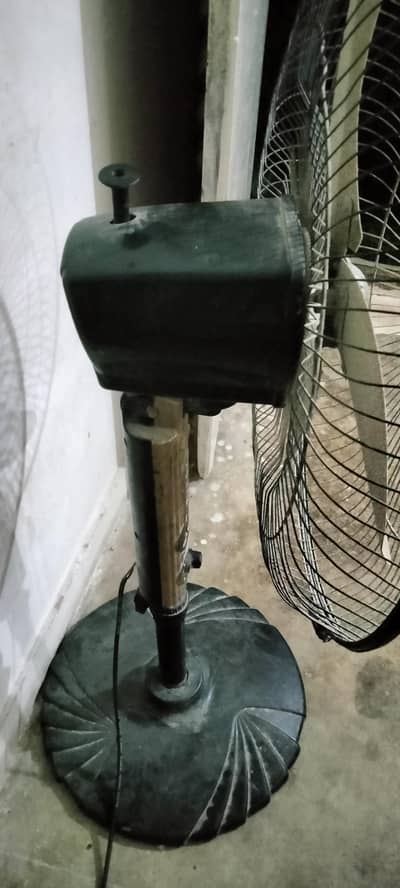 Solar DC fan battry aur solar par chalny wala bahtreen fan