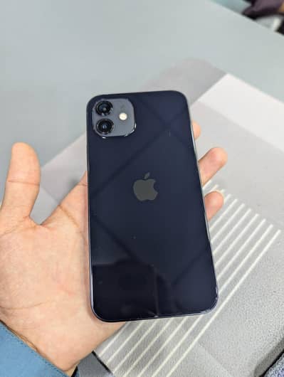 iPhone 12 Lush condition