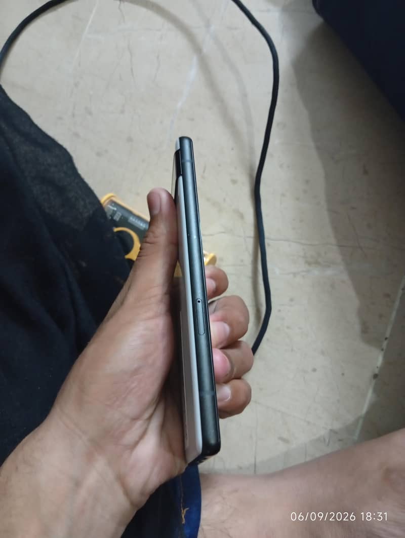 Google Pixel 6a 1