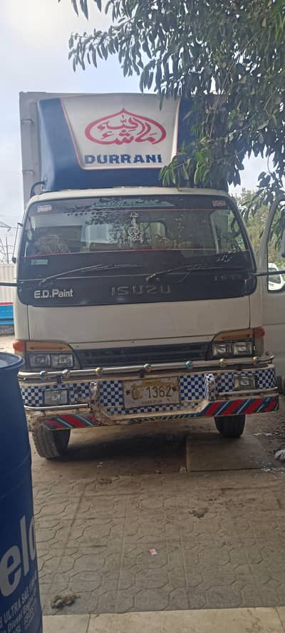 ISUZU NPR 2005