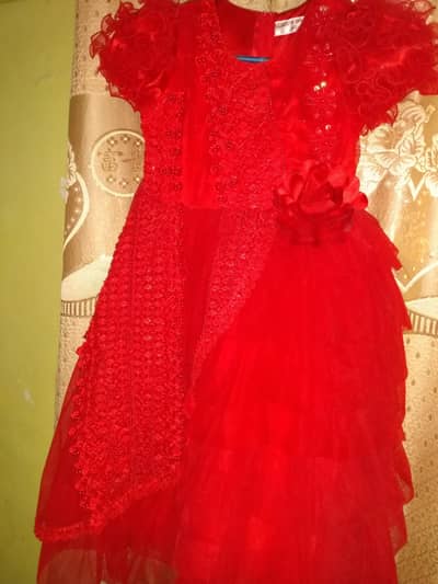 red  frock under (8_12) age wearing