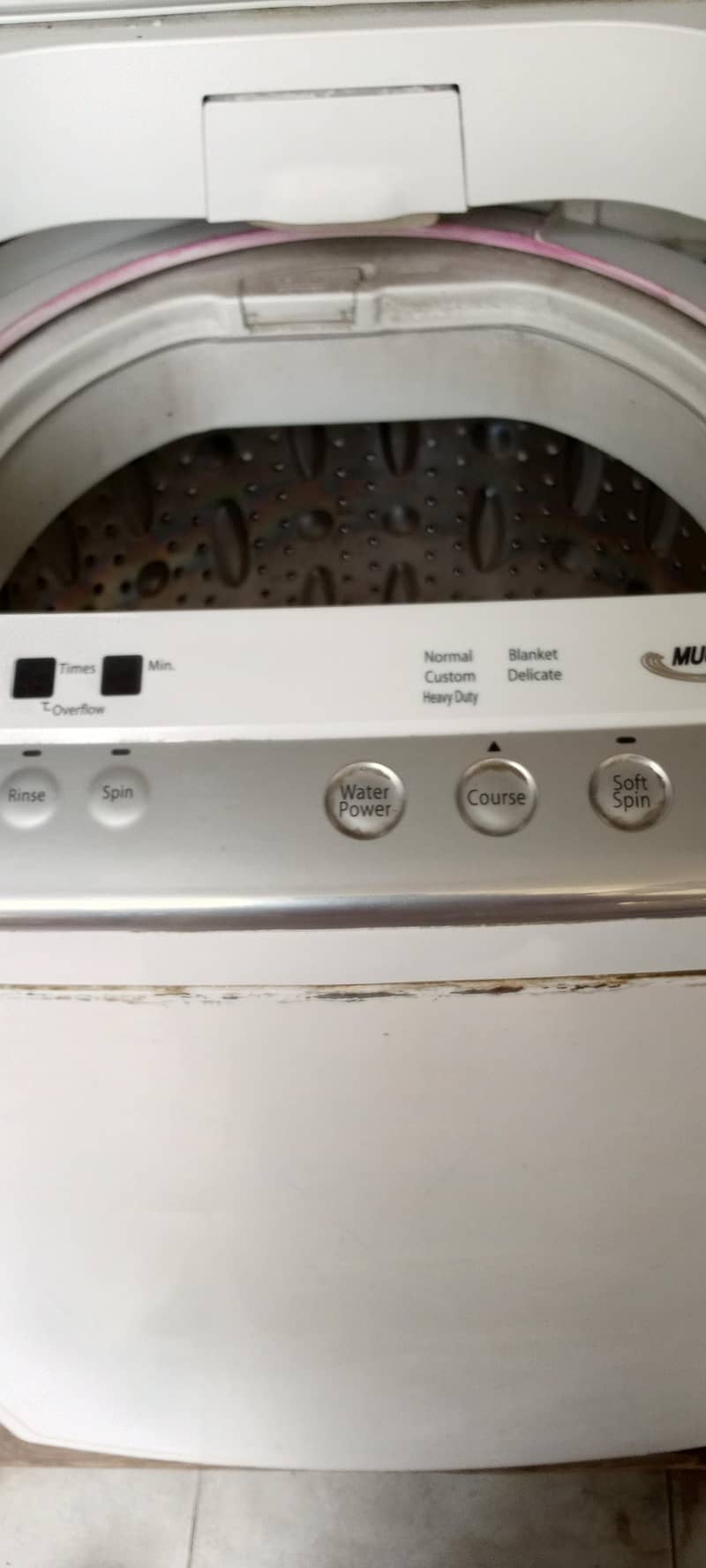 Dawlance automatic Washing machine 1