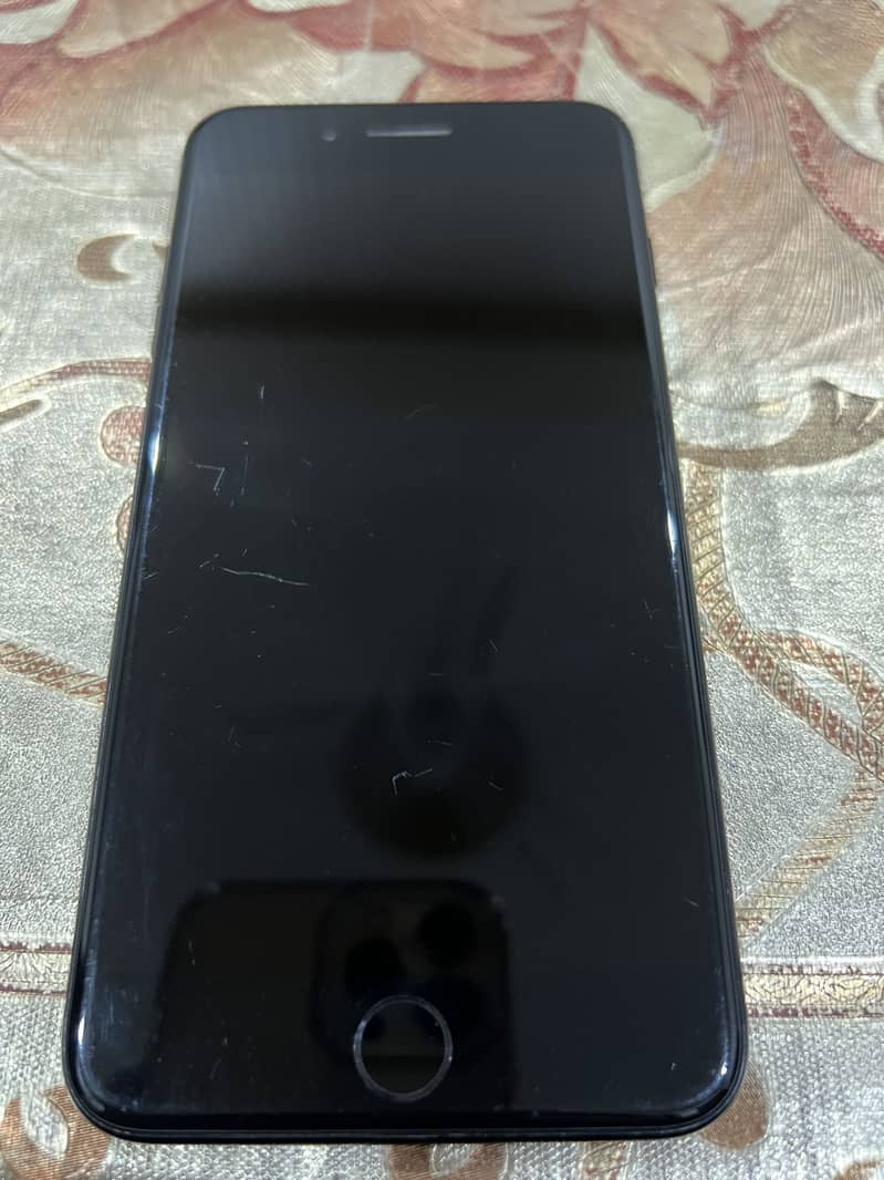 Apple iPhone 7 Plus 3