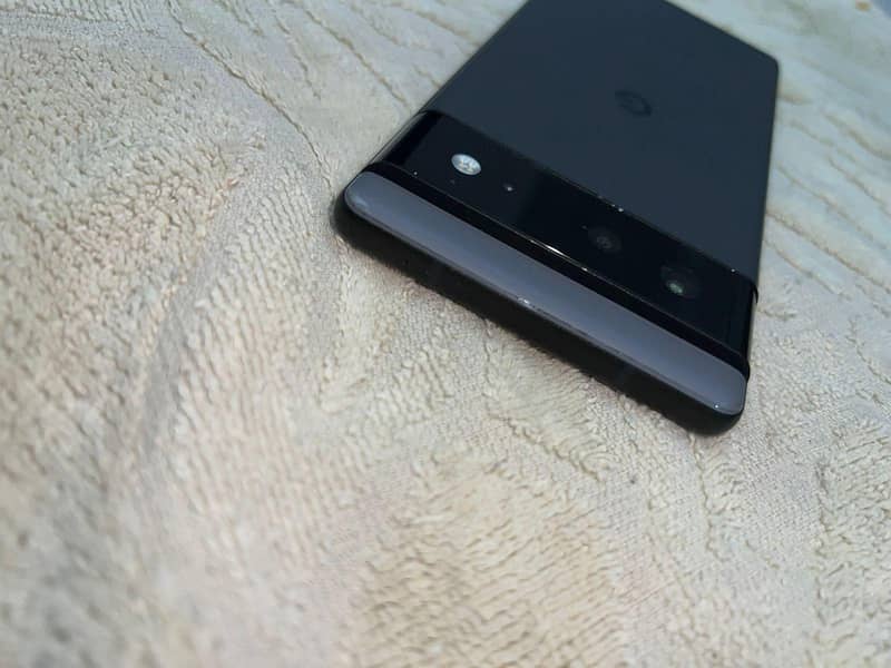 Google Pixel 6 4