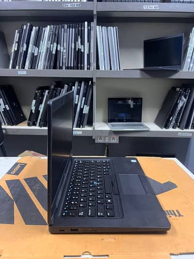 Dell Latitude 5400 - i5 8th Generation (8GB DDR4 / 256GB SSD