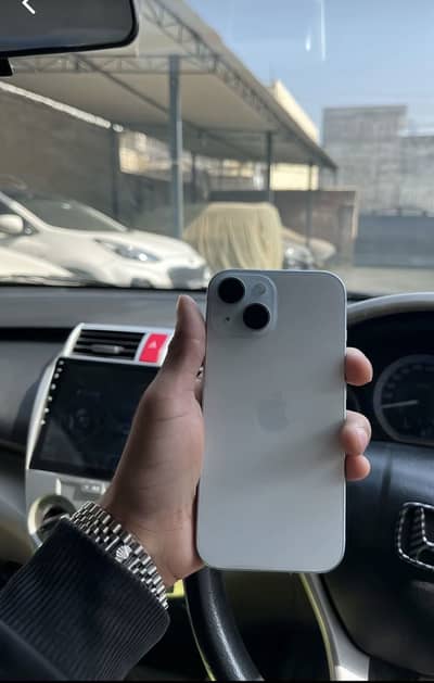 Apple iPhone 15