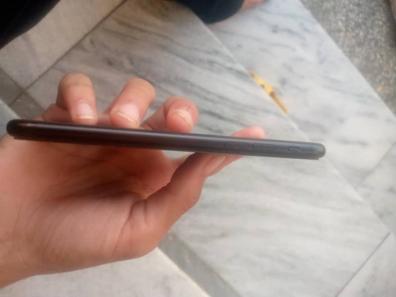 Apple iPhone SE 2
