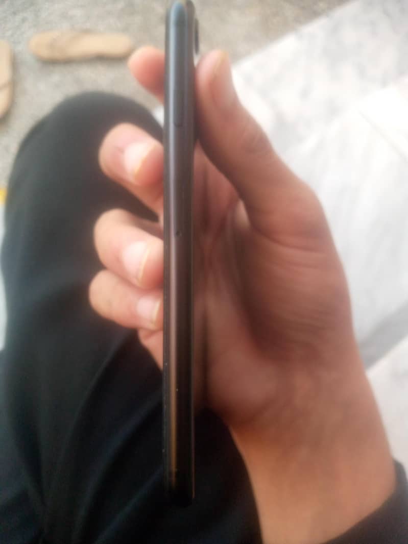 Apple iPhone SE 4