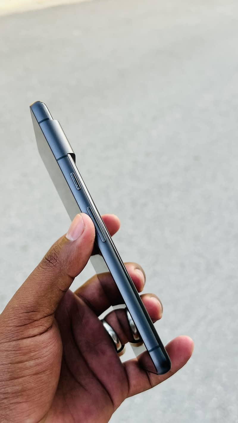 Google Pixel 7 5