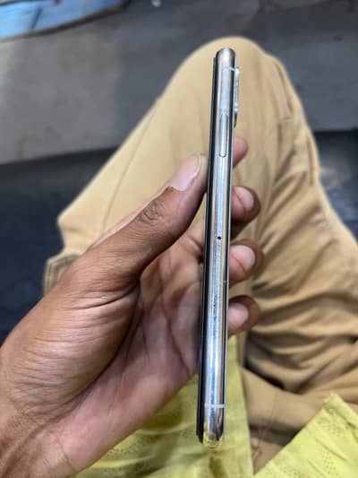Apple iPhone XS