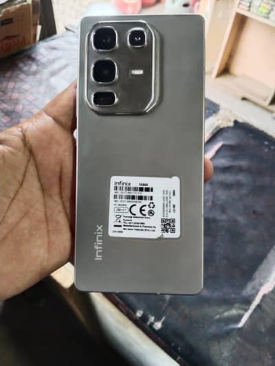 Infinix Note 50 Pro pin dot