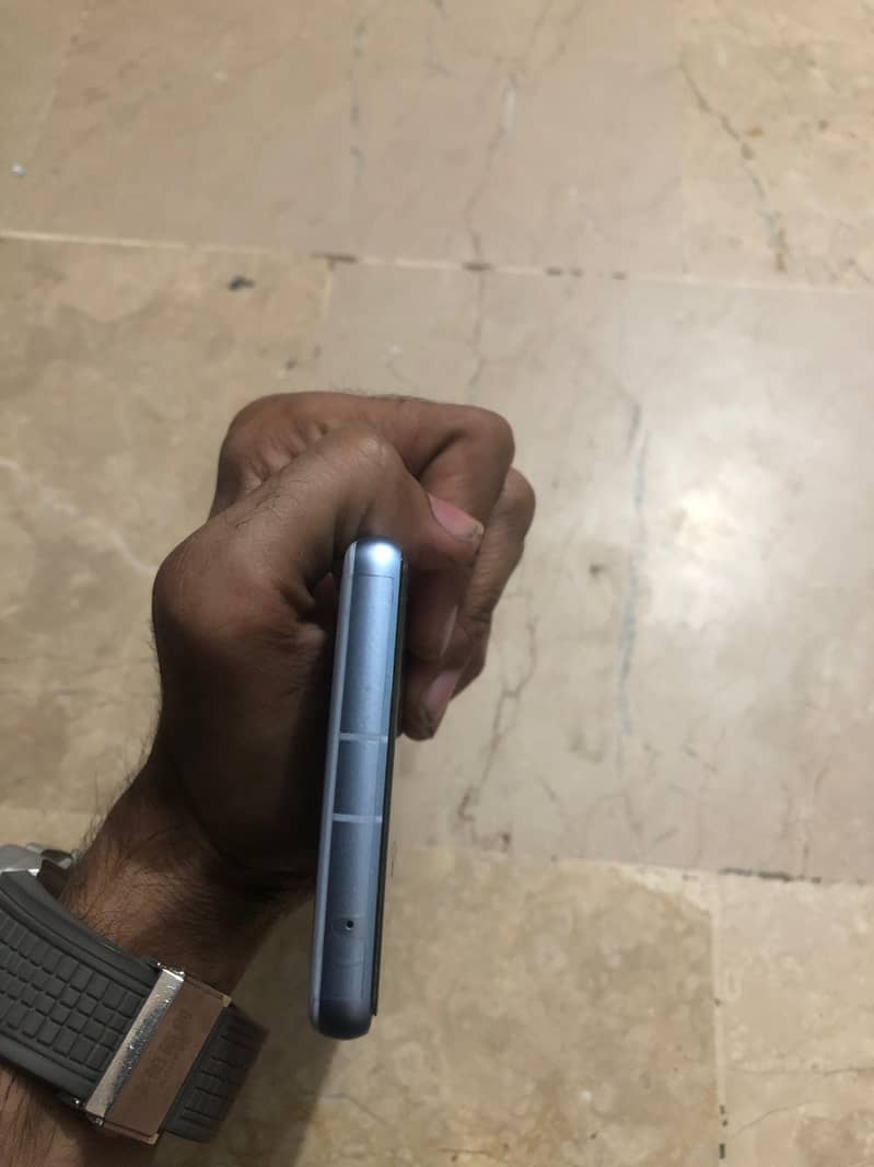 Google Pixel 7a 5