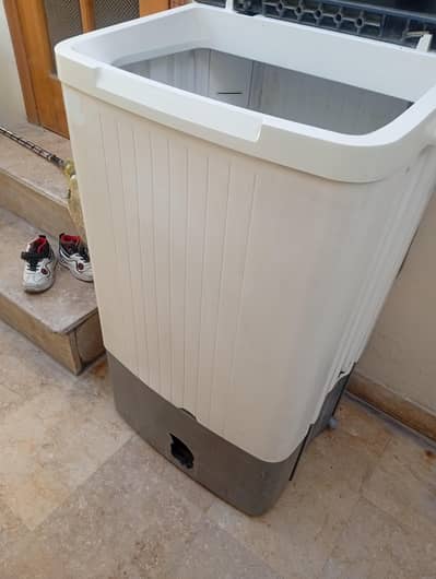 Dawlance wshing machine for sale