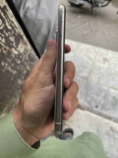 Apple iPhone XS