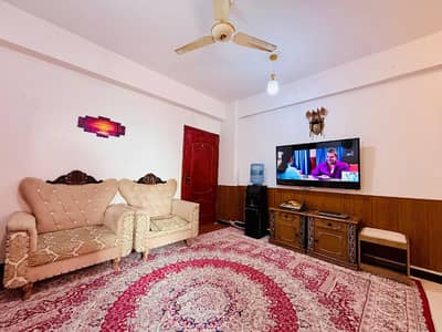 **For Rent Furnished Apartment (1000 Sq Ft)**