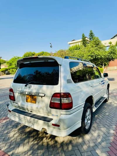 Toyota Land Cruiser 2004