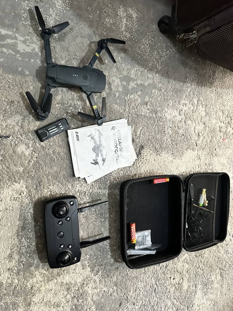 E58 foldable drone 1