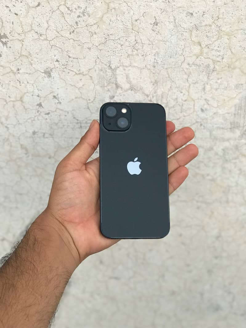 Iphone 13 4