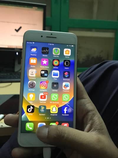 Apple iPhone 8 Plus