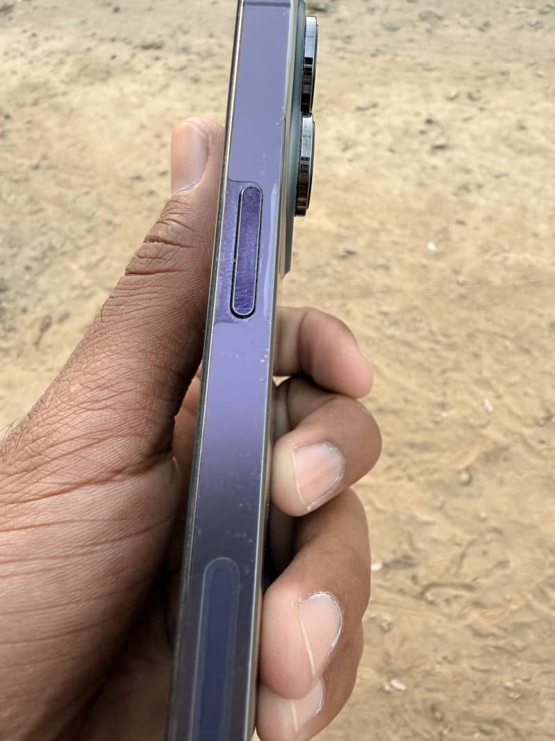 Iphone 14 pro max 5