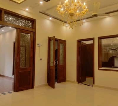 House For Rent Is Readily Available In Prime Location Of Bahria Town - Sector E