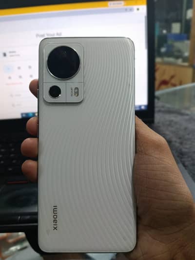 Xiaomi Civi 2
