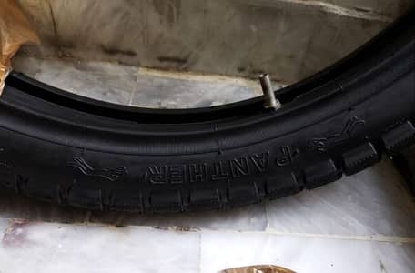 YBR 125 REAR TYRE