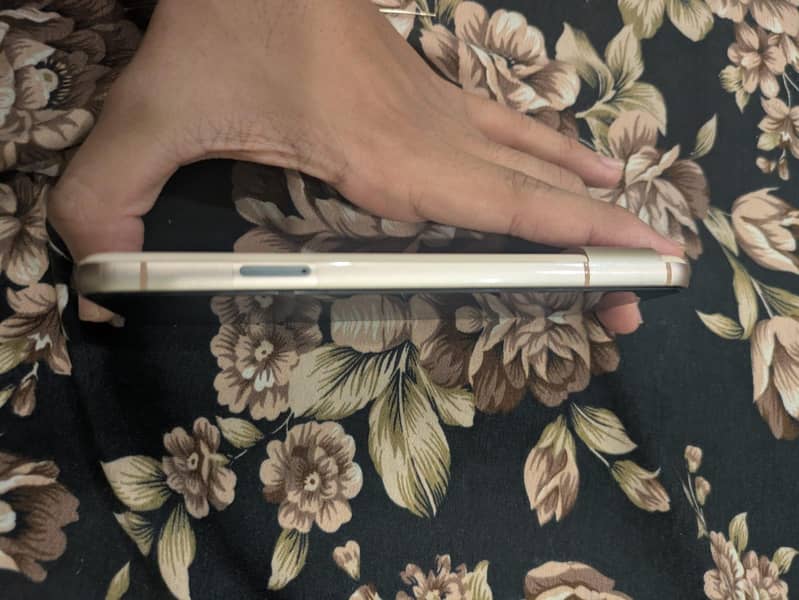 Google Pixel 8 1