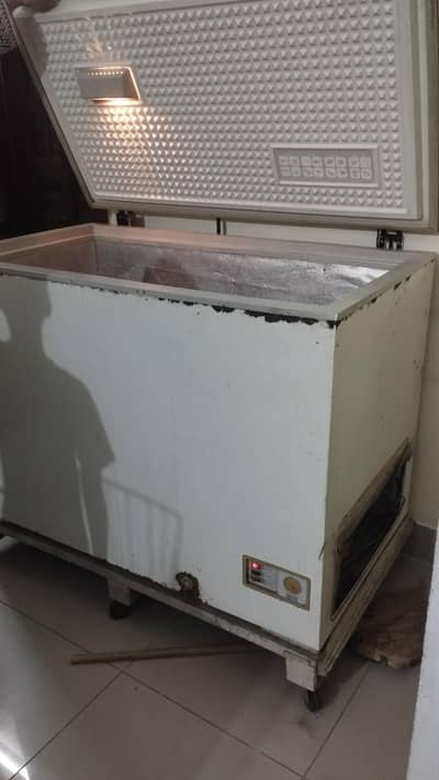 Used Deep Freezer for sale
