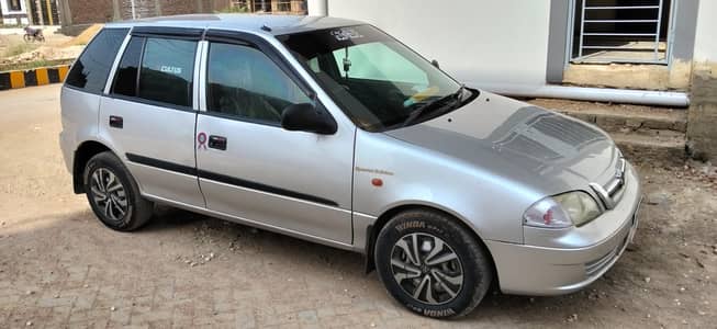 Suzuki Cultus efi 2011