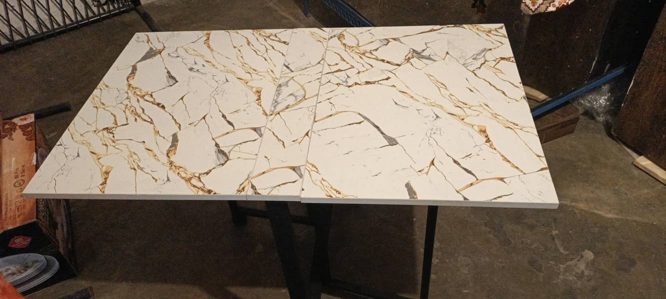 Dinning Table 4