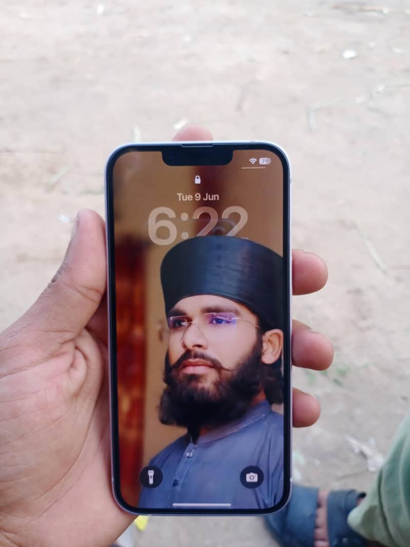 Apple iPhone 14 2