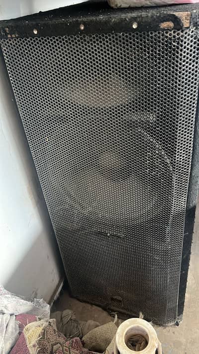Echo sound System with 2 big speaker and 5 mics