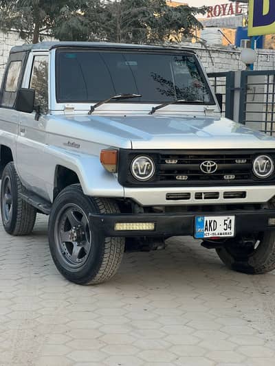 Toyota Land Cruiser 1987