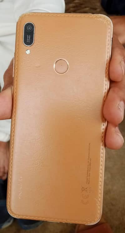 Huawei Y6
