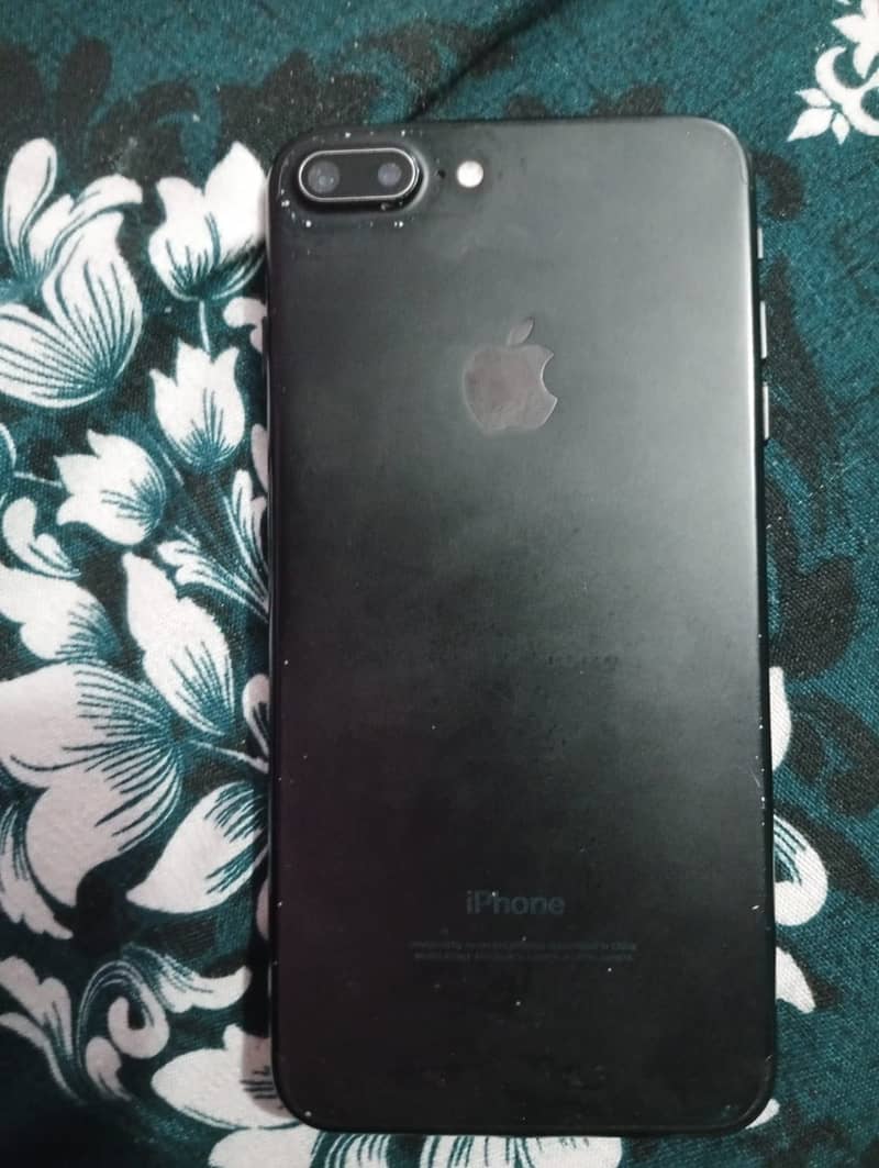 Apple iPhone 7 Plus 2